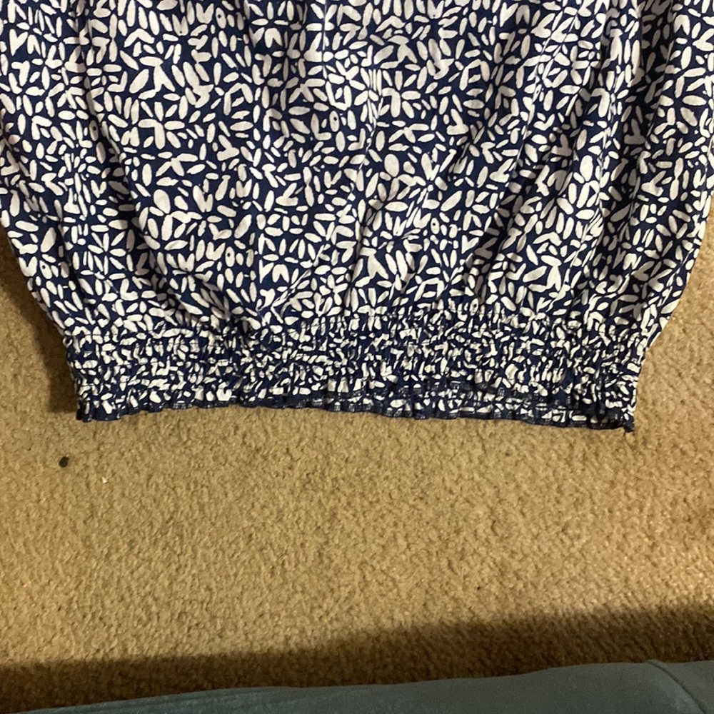 Patterned Blouse - Picture 5 of 7